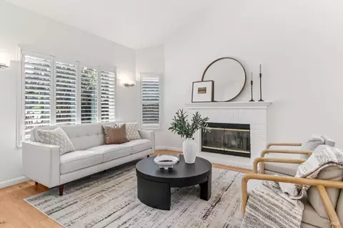 Living - 8350 Dorfman Dr, Cotati, CA 94931 photo 4 of 7