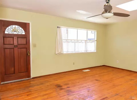 Living - 612 Cherry Ave, Sonoma, CA 95476 photo 1 of 3