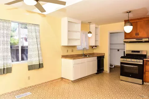 Kitchen - 612 Cherry Ave, Sonoma, CA 95476 photo 1 of 3