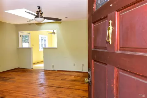Entry Way - 612 Cherry Ave, Sonoma, CA 95476 photo 1 of 1