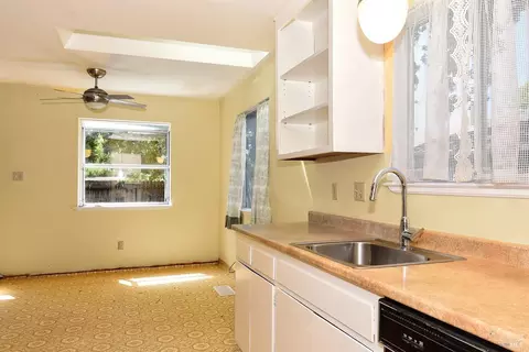 Kitchen - 612 Cherry Ave, Sonoma, CA 95476 photo 2 of 3