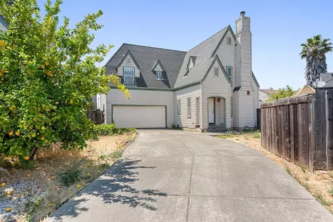 2357 Mikayla Dr, Santa Rosa, CA 95403
