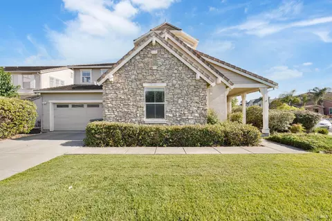 531 Star Lilly Dr, Vacaville, CA 95687