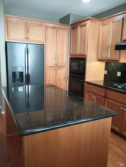 Kitchen - 8917 San Ramon Rd, Dublin, CA 94568 photo 5 of 5