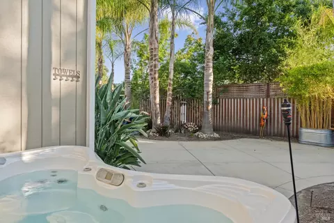 706 Natalie Dr, Windsor, CA 95492 photo 41