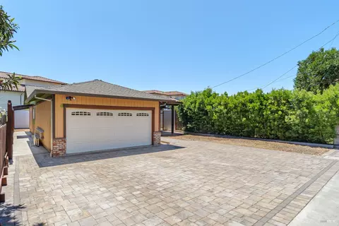 Exterior - 126 E Thomson Ave, Sonoma, CA 95476 photo 9 of 16