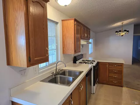 612 Aspen Way, Windsor, CA 95492 photo 8