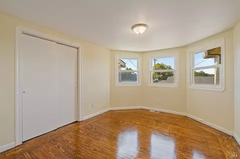 Bedroom - 855 Benicia Rd, Vallejo, CA 94591 photo 3 of 6