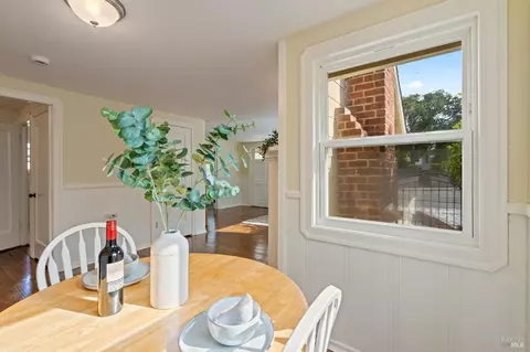 Dining - 855 Benicia Rd, Vallejo, CA 94591 photo 2 of 4