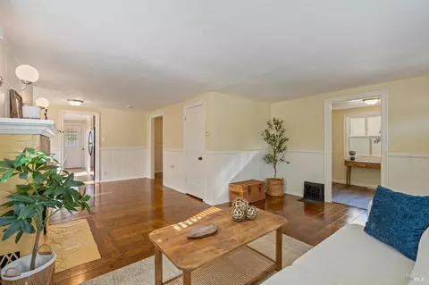 Living - 855 Benicia Rd, Vallejo, CA 94591 photo 2 of 6