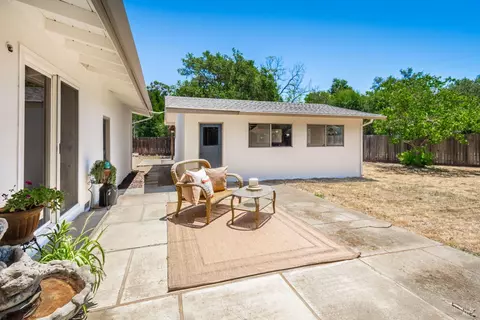 Exterior - 1007 Sunset Rd, Napa, CA 94558 photo 11 of 23