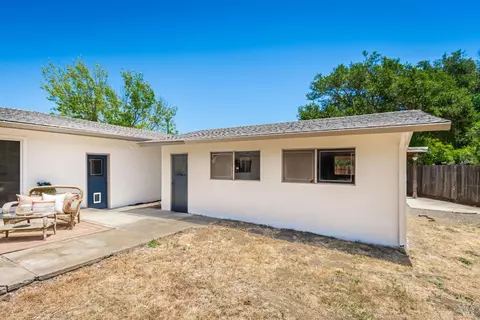 Exterior - 1007 Sunset Rd, Napa, CA 94558 photo 15 of 23