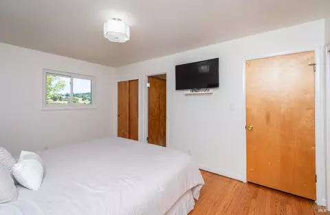 Bedroom - 1007 Sunset Rd, Napa, CA 94558 photo 8 of 9