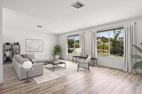 373 Glacier Way, San Rafael, CA 94903