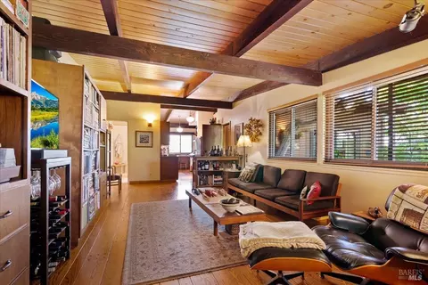 Living - 117 Raines Ct, Vallejo, CA 94591 photo 5 of 5
