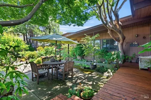 Exterior - 117 Raines Ct, Vallejo, CA 94591 photo 3 of 10