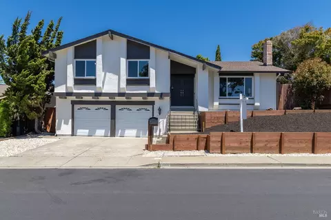 331 Larkin Dr, Benicia, CA 94510