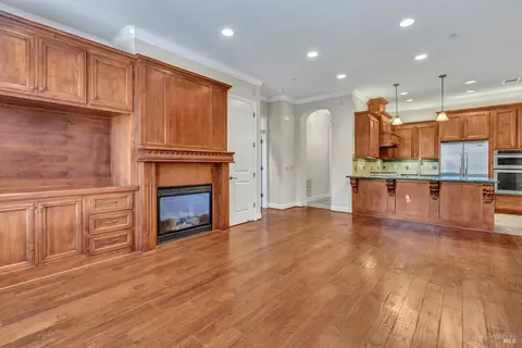 1212 Sonata Dr #110, Vallejo, CA 94591