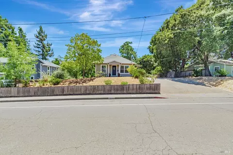 6775 Sunset Ave, Sebastopol, CA 95472