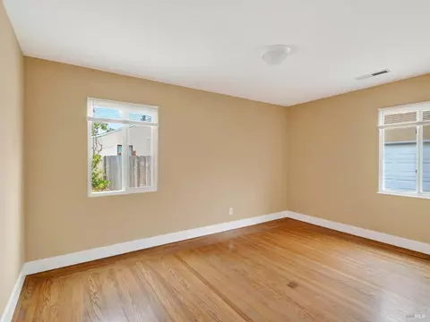 Bedroom - 1066 Caldwell Ave, Vallejo, CA 94591 photo 6 of 8