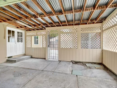 Exterior - 1066 Caldwell Ave, Vallejo, CA 94591 photo 4 of 8