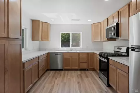 Kitchen - 755 Central Ave, Willits, CA 95490 photo 1 of 2