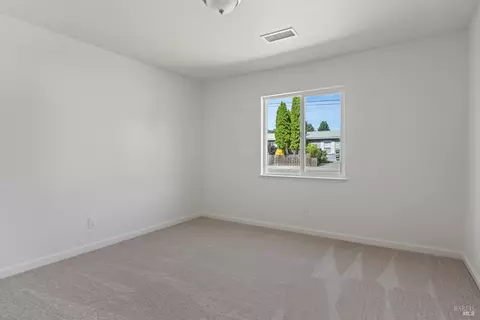 Bedroom - 755 Central Ave, Willits, CA 95490 photo 2 of 4