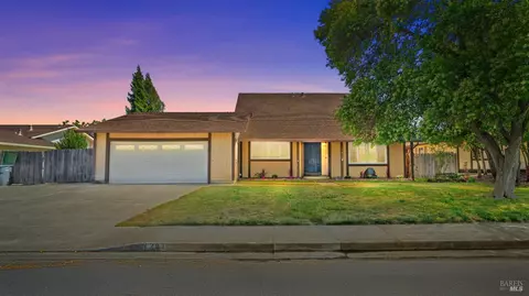 Exterior - 2875 Carmel Way, Fairfield, CA 94534 photo 3 of 16