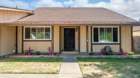 Exterior - 2875 Carmel Way, Fairfield, CA 94534 photo 4 of 16