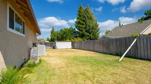 Exterior - 2875 Carmel Way, Fairfield, CA 94534 photo 8 of 16