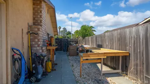 Exterior - 2875 Carmel Way, Fairfield, CA 94534 photo 16 of 16