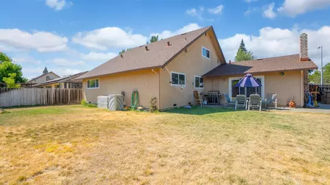 Exterior - 2875 Carmel Way, Fairfield, CA 94534 photo 12 of 16