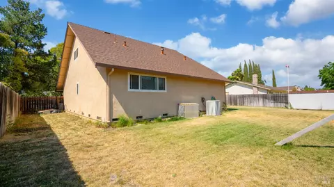 Exterior - 2875 Carmel Way, Fairfield, CA 94534 photo 10 of 16