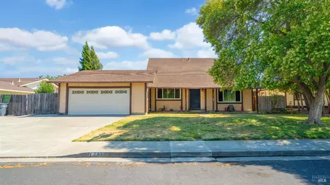 Exterior - 2875 Carmel Way, Fairfield, CA 94534 photo 2 of 16