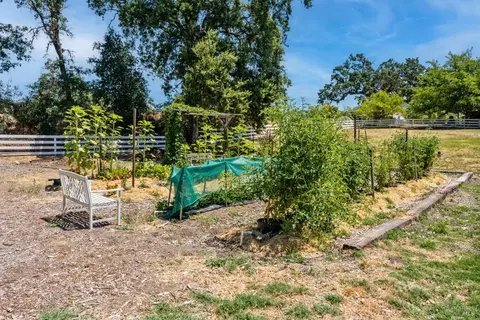 Exterior - 2650 Old River Rd, Ukiah, CA 95482 photo 20 of 22