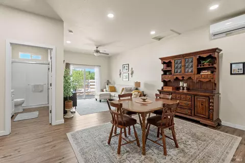 Dining - 2650 Old River Rd, Ukiah, CA 95482 photo 2 of 3