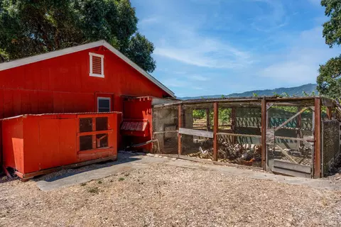 Exterior - 2650 Old River Rd, Ukiah, CA 95482 photo 15 of 22
