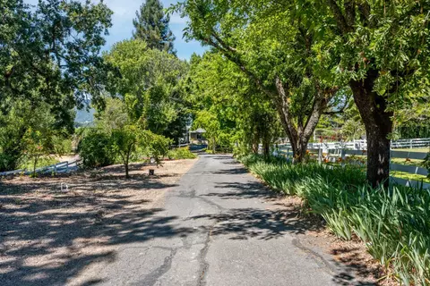 Exterior - 2650 Old River Rd, Ukiah, CA 95482 photo 3 of 22