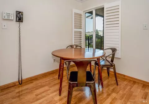 Dining - 1539 Sereno Dr, Vallejo, CA 94589 photo 2 of 2