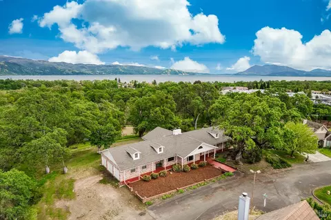 5476 Lancaster Rd, Lakeport, CA 95453