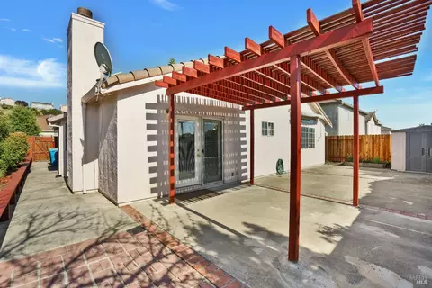 2139 Garnet Cir, Vallejo, CA 94591 photo 41