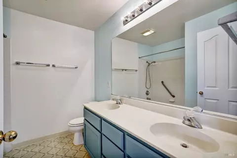 2139 Garnet Cir, Vallejo, CA 94591 photo 24