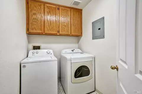 2139 Garnet Cir, Vallejo, CA 94591 photo 12