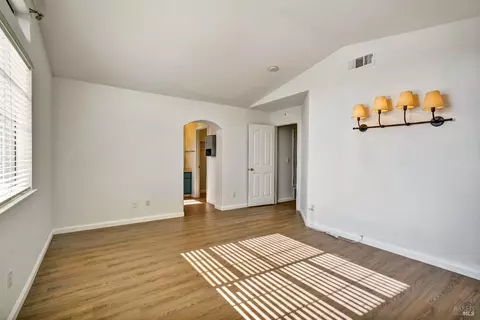 2139 Garnet Cir, Vallejo, CA 94591 photo 33