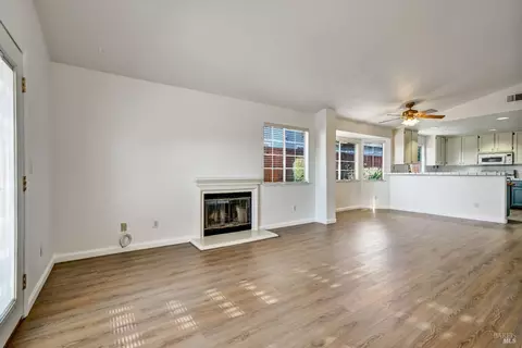 2139 Garnet Cir, Vallejo, CA 94591 photo 21