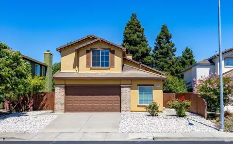 856 Sapphire Cir, Vacaville, CA 95687