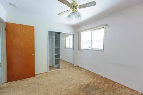 Bedroom - 324 Lamont Ct, Vallejo, CA 94591 photo 2 of 9
