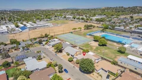 View/Area - 324 Lamont Ct, Vallejo, CA 94591 photo 2 of 4