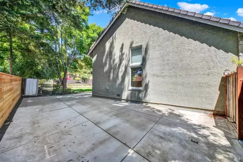 Exterior - 1783 Gillespie Dr, Fairfield, CA 94534 photo 25 of 25