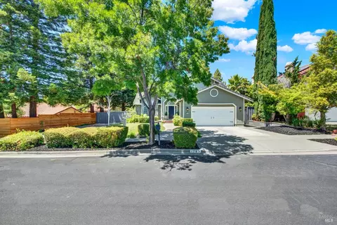 Exterior - 1783 Gillespie Dr, Fairfield, CA 94534 photo 4 of 25